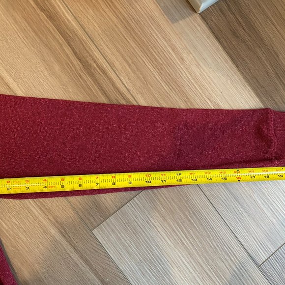 Disney Parks 2015 Mickey and Minnie Holiday Sweater - Picture 4 of 6